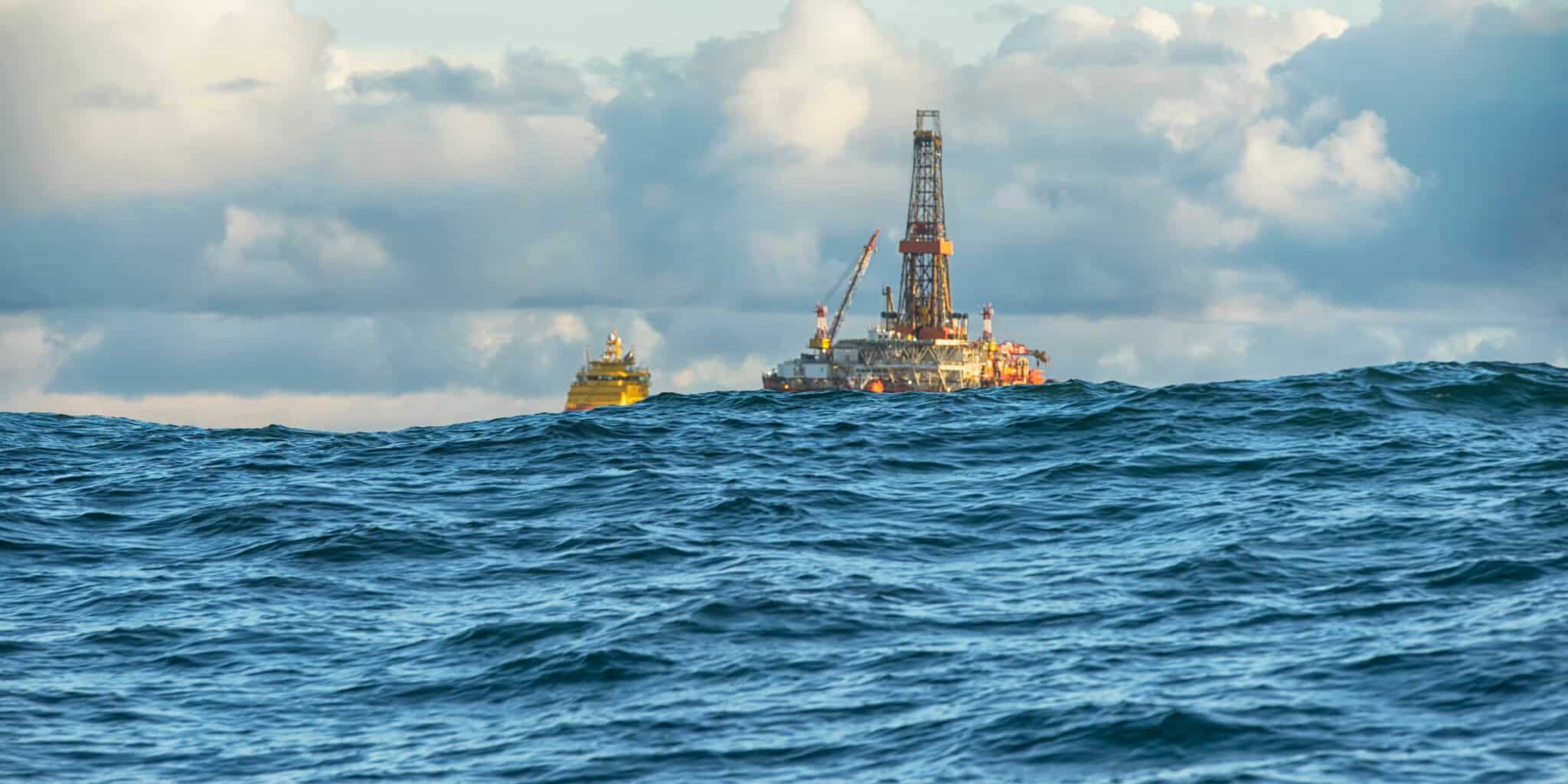 Offshore Oil Spill Response Operation